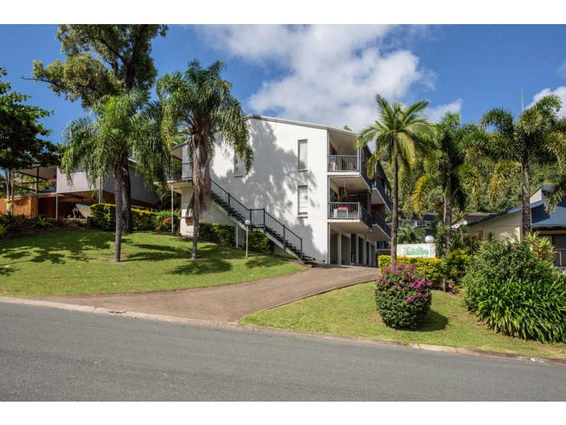 8/5 Border Drive, Cannonvale QLD 4802