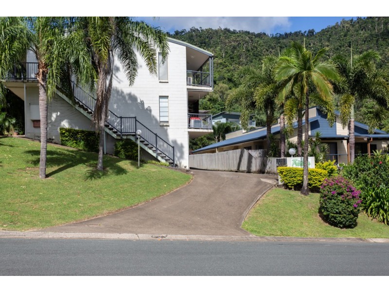 8/5 Border Drive, Cannonvale QLD 4802