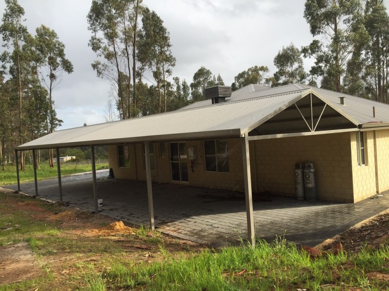 21 Lelona Drive, Bloomsbury QLD 4799