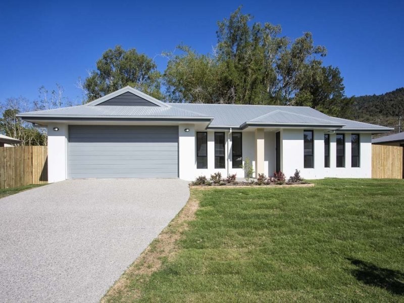 73 Macarthur Drive, Cannonvale QLD 4802