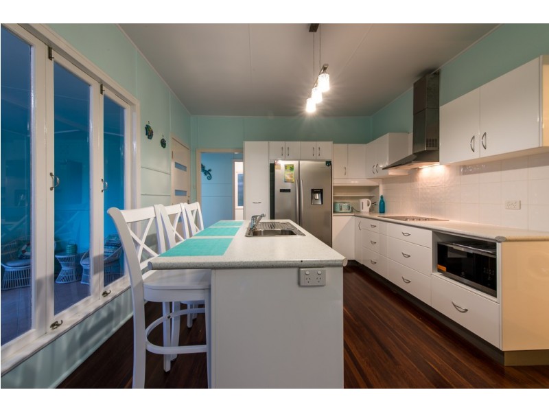 4 Broadwater Avenue, Airlie Beach QLD 4802
