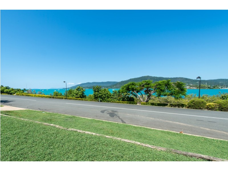 4 Broadwater Avenue, Airlie Beach QLD 4802