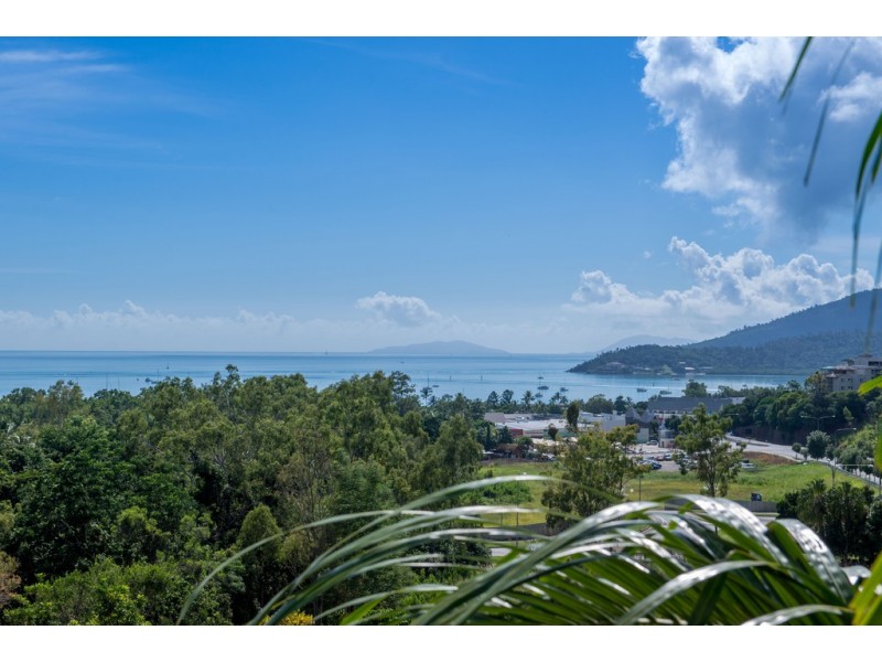 32/18-34 Raintree Place, Airlie Beach QLD 4802
