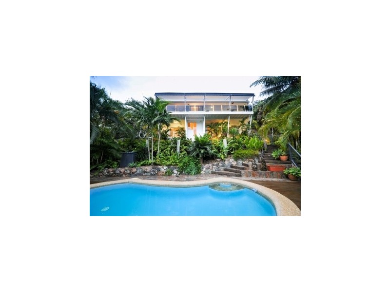 16 Harbour Avenue, Shute Harbour QLD 4802