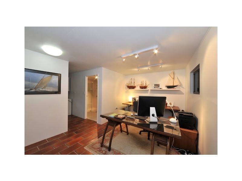 16 Harbour Avenue, Shute Harbour QLD 4802