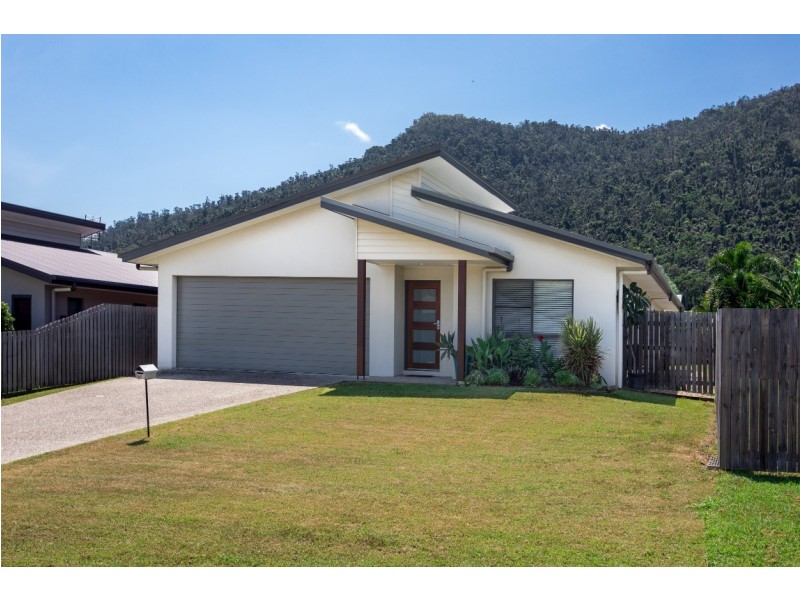 69 Parker Road, Cannonvale QLD 4802