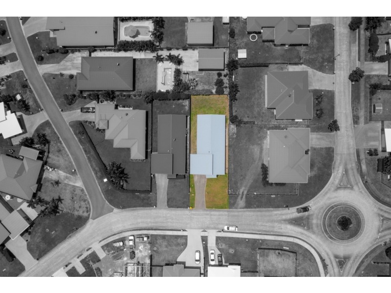 69 Parker Road, Cannonvale QLD 4802