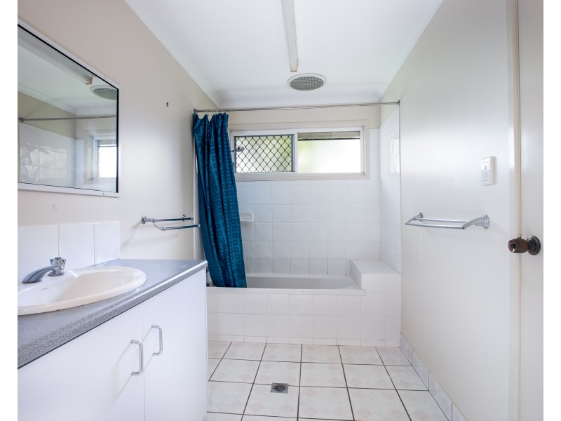 1/8-10 Gardenia Street, Proserpine QLD 4800