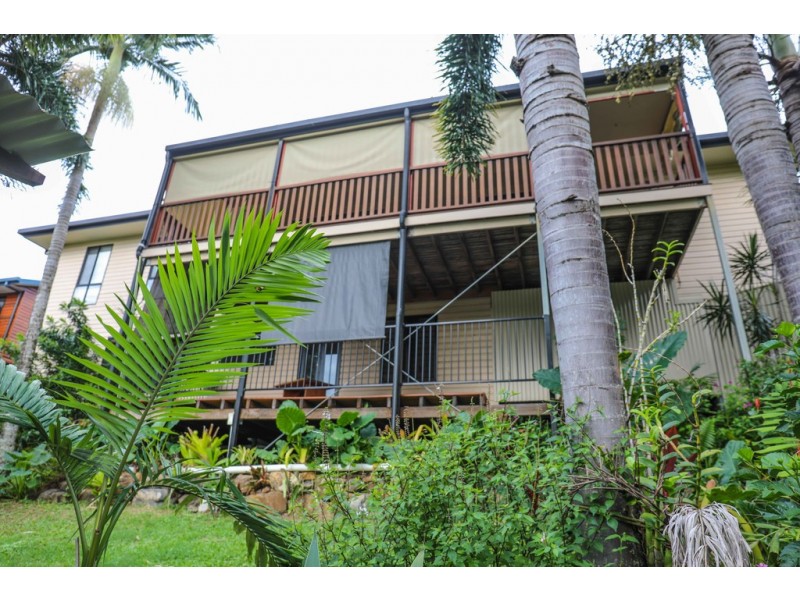 62 Country Road, Cannonvale QLD 4802