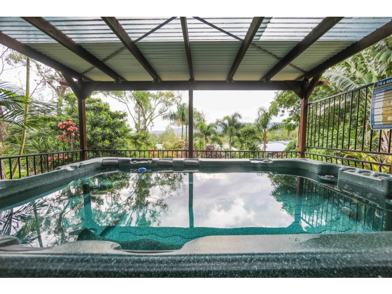62 Country Road, Cannonvale QLD 4802