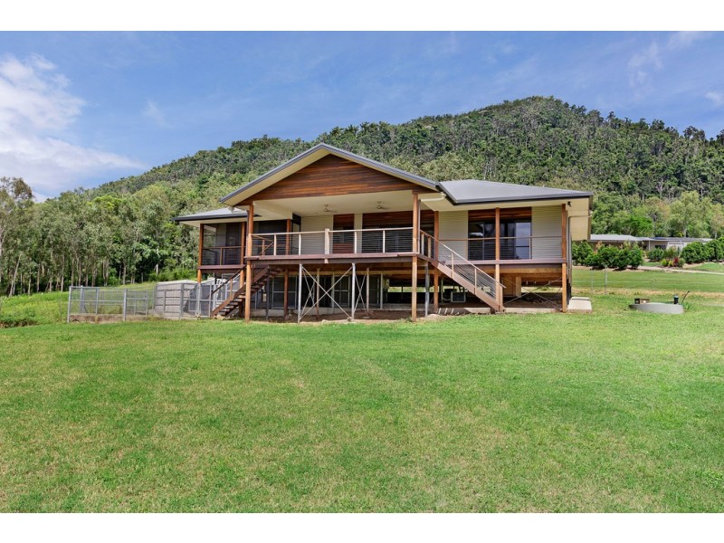 9 Mount Marlow Rise, Mount Marlow QLD 4800