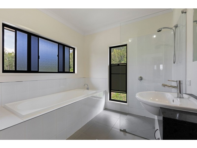 9 Mount Marlow Rise, Mount Marlow QLD 4800