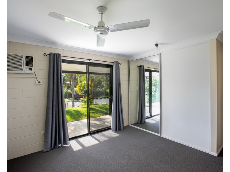 12 Duell Road, Cannonvale QLD 4802