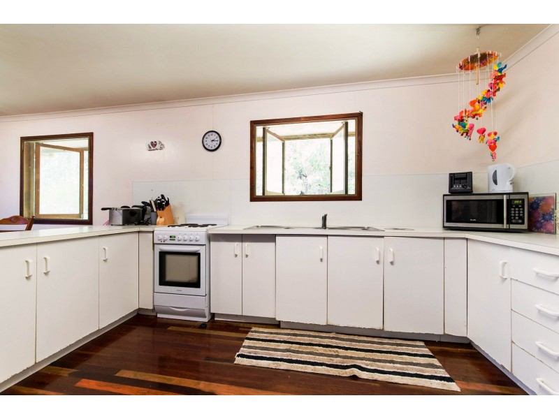 15 Namanula Drive, Flametree QLD 4802