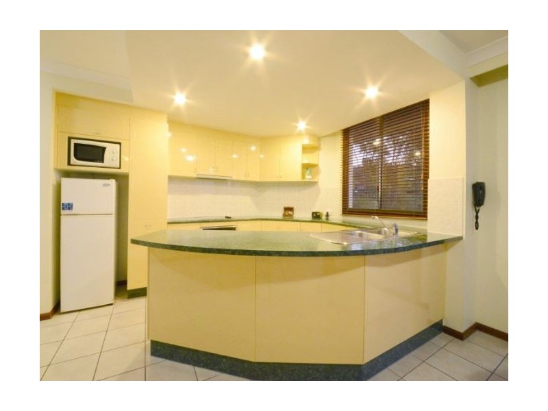 28/4 Golden Orchid Drive, Airlie Beach QLD 4802