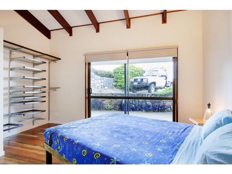 7 Kara Crescent, Airlie Beach QLD 4802