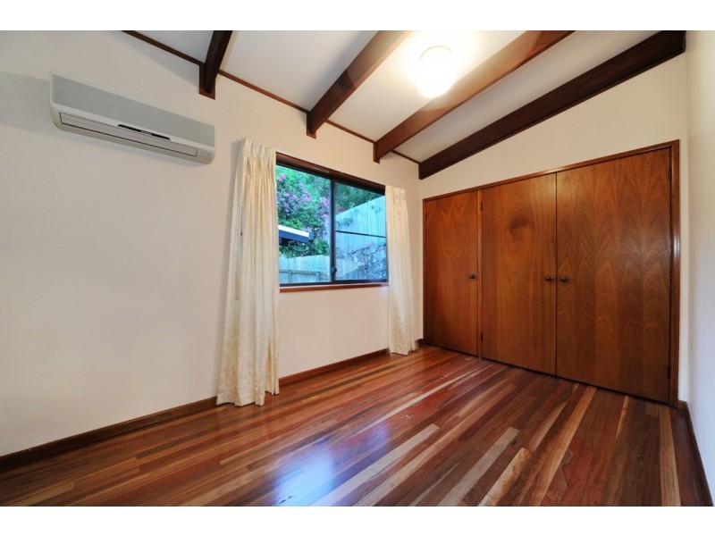 7 Kara Crescent, Airlie Beach QLD 4802