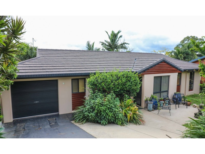 62 Country Road, Cannonvale QLD 4802