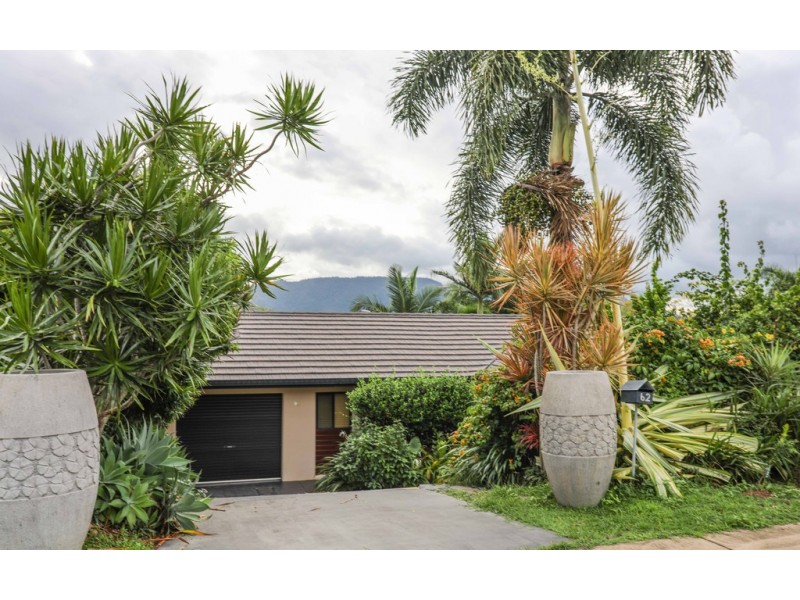 62 Country Road, Cannonvale QLD 4802