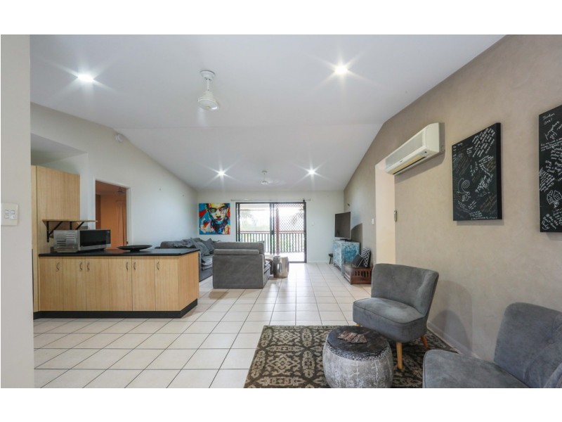 62 Country Road, Cannonvale QLD 4802