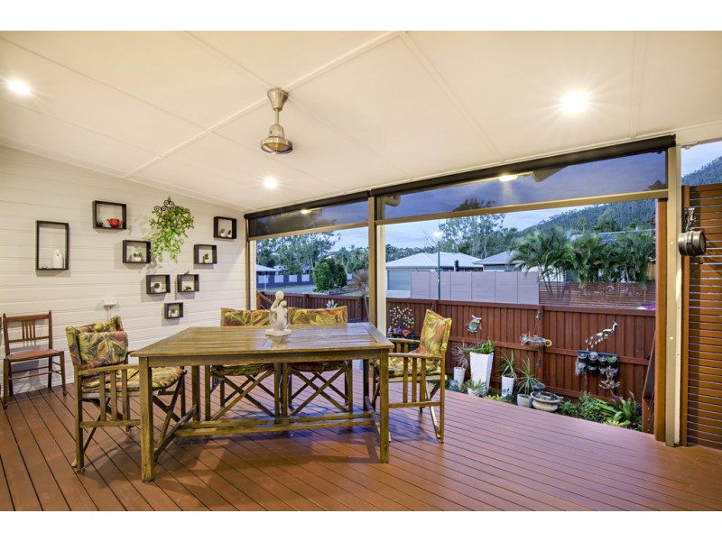 53 Abell Road, Cannonvale QLD 4802