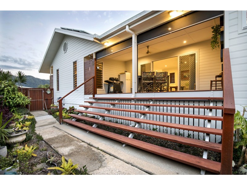 53 Abell Road, Cannonvale QLD 4802