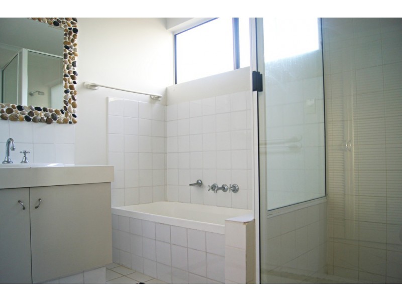 135/4 Eshelby Drive, Cannonvale QLD 4802