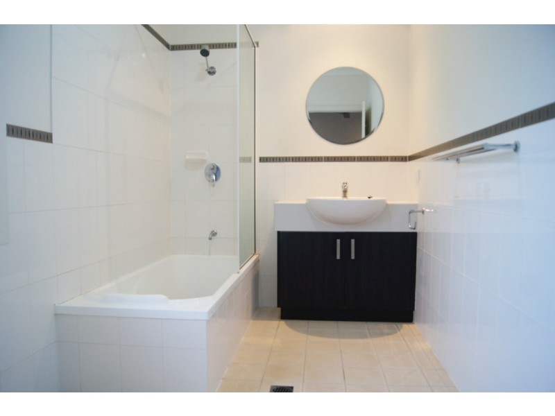 8/25 Abell Road ‘The Grove’, Cannonvale QLD 4802