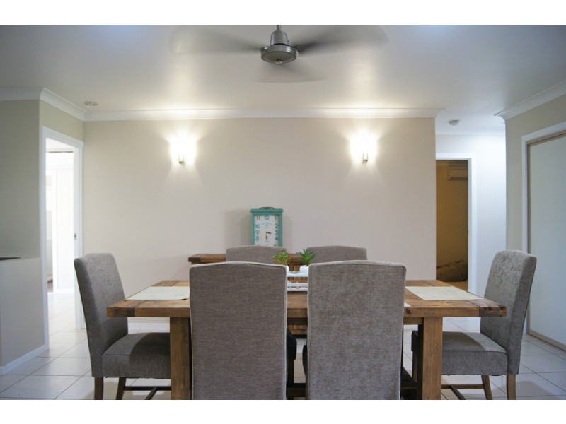 1/1 Wills Court, Cannonvale QLD 4802