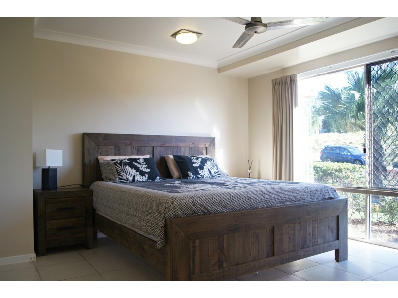 1/1 Wills Court, Cannonvale QLD 4802