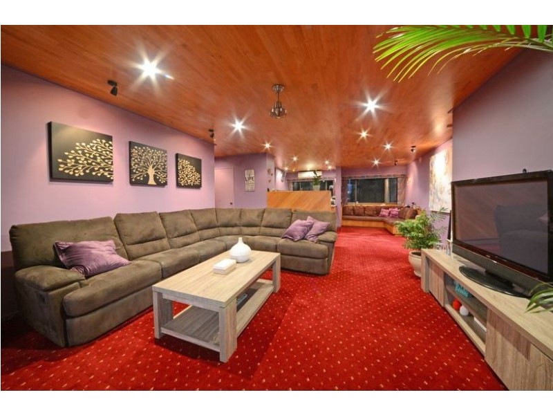 109/2 Eshelby Drive, Cannonvale QLD 4802