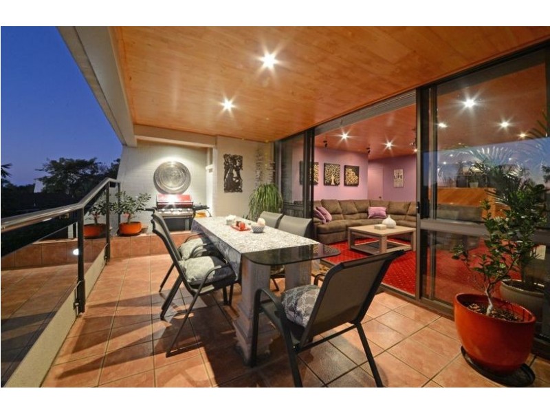 109/2 Eshelby Drive, Cannonvale QLD 4802