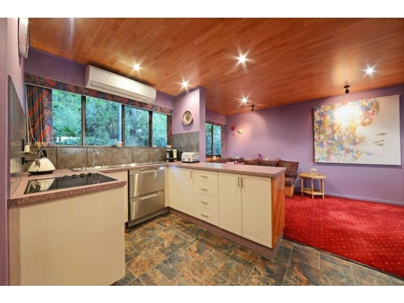 109/2 Eshelby Drive, Cannonvale QLD 4802