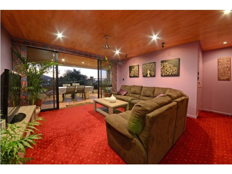 109/2 Eshelby Drive, Cannonvale QLD 4802