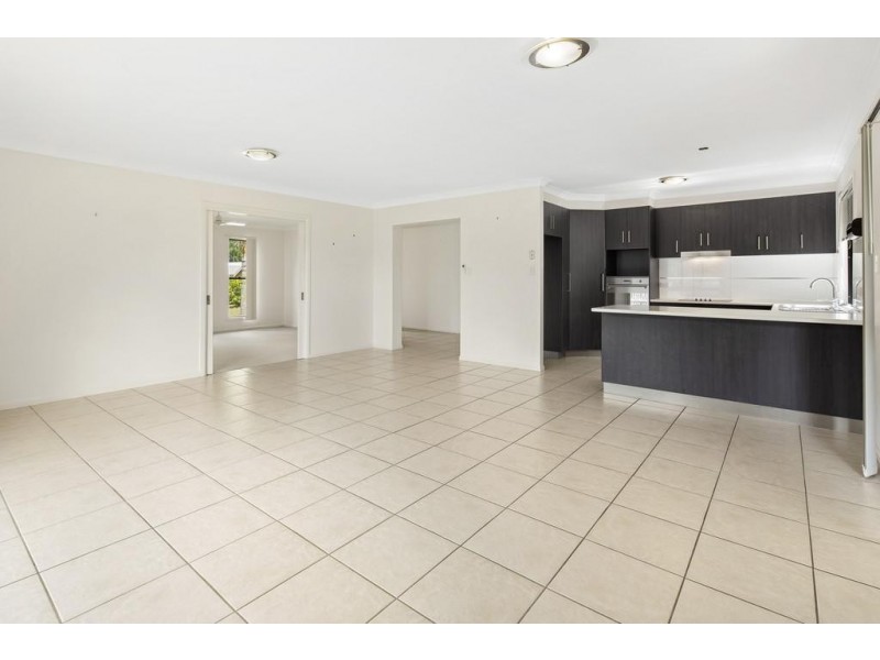 23 Armada Crescent, Jubilee Pocket QLD 4802