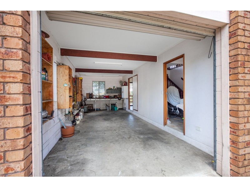 36 Manooka Drive, Cannonvale QLD 4802