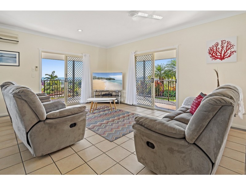 7/14 Hamilton Avenue, Cannonvale QLD 4802