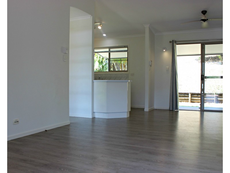 21 Sandpiper Crescent, Jubilee Pocket QLD 4802