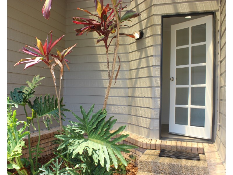 21 Sandpiper Crescent, Jubilee Pocket QLD 4802