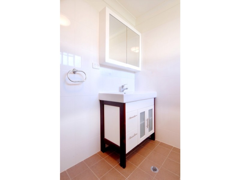 3/9 Pleasant Drive, Cannonvale QLD 4802