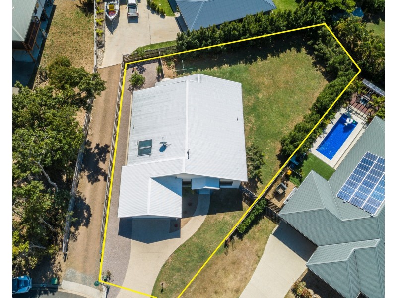 11 Armada Crescent, Jubilee Pocket QLD 4802