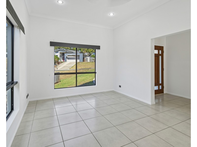 11 Armada Crescent, Jubilee Pocket QLD 4802