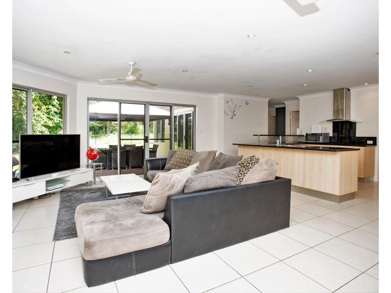 2/29 Sanctuary Avenue, Jubilee Pocket QLD 4802