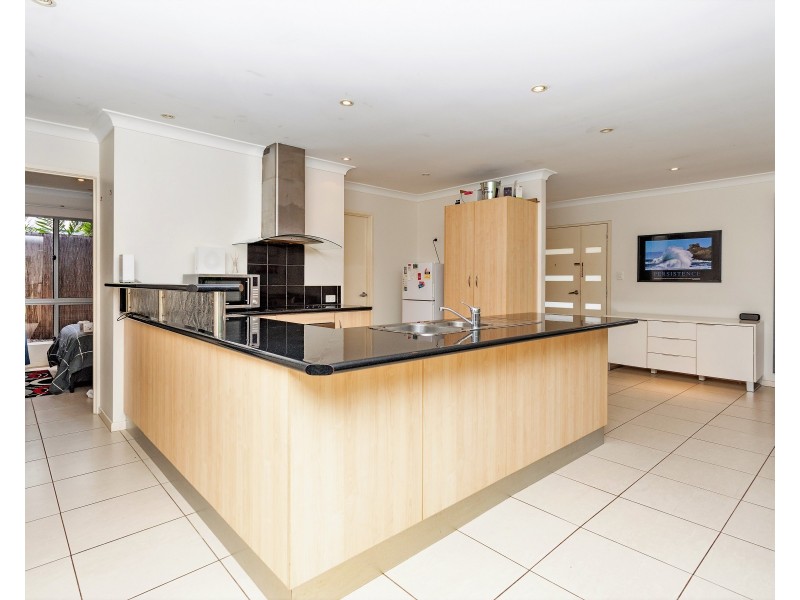 2/29 Sanctuary Avenue, Jubilee Pocket QLD 4802