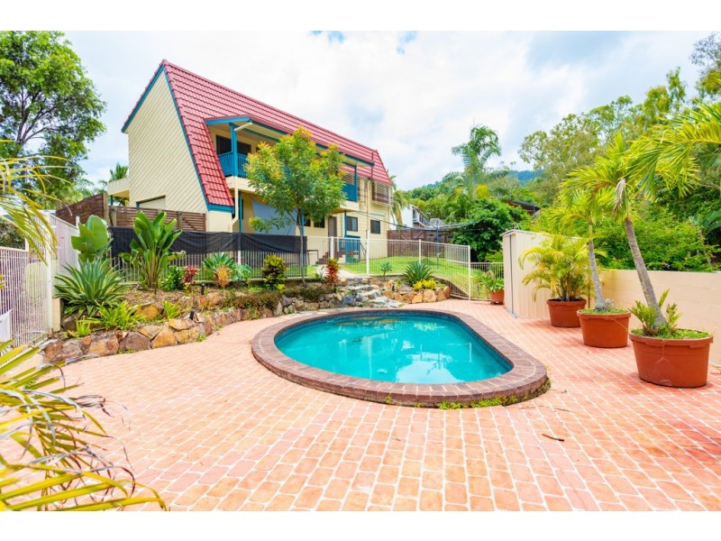 14 Woomerah Street, Cannonvale QLD 4802