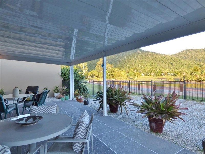 34 Abell Road, Cannonvale QLD 4802
