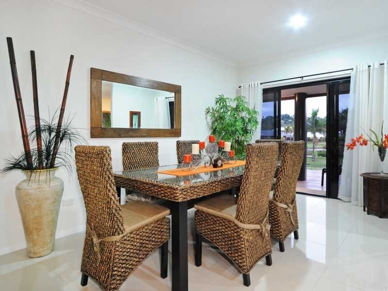52 Valley Drive, Cannonvale QLD 4802