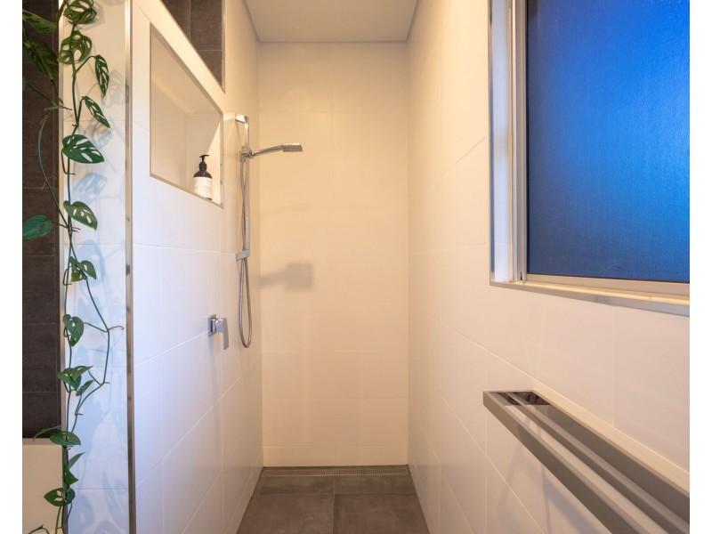 6 Scenic Ridge Drive, Cannonvale QLD 4802