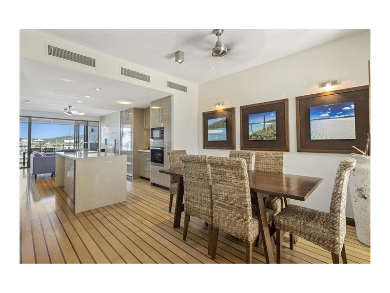 205/33 Port Drive, Airlie Beach QLD 4802