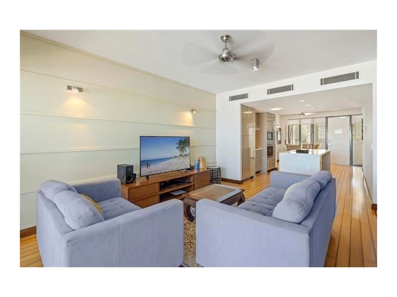 205/33 Port Drive, Airlie Beach QLD 4802